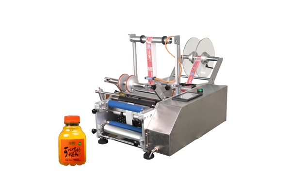 半自動果汁瓶貼標(biāo)機(jī)